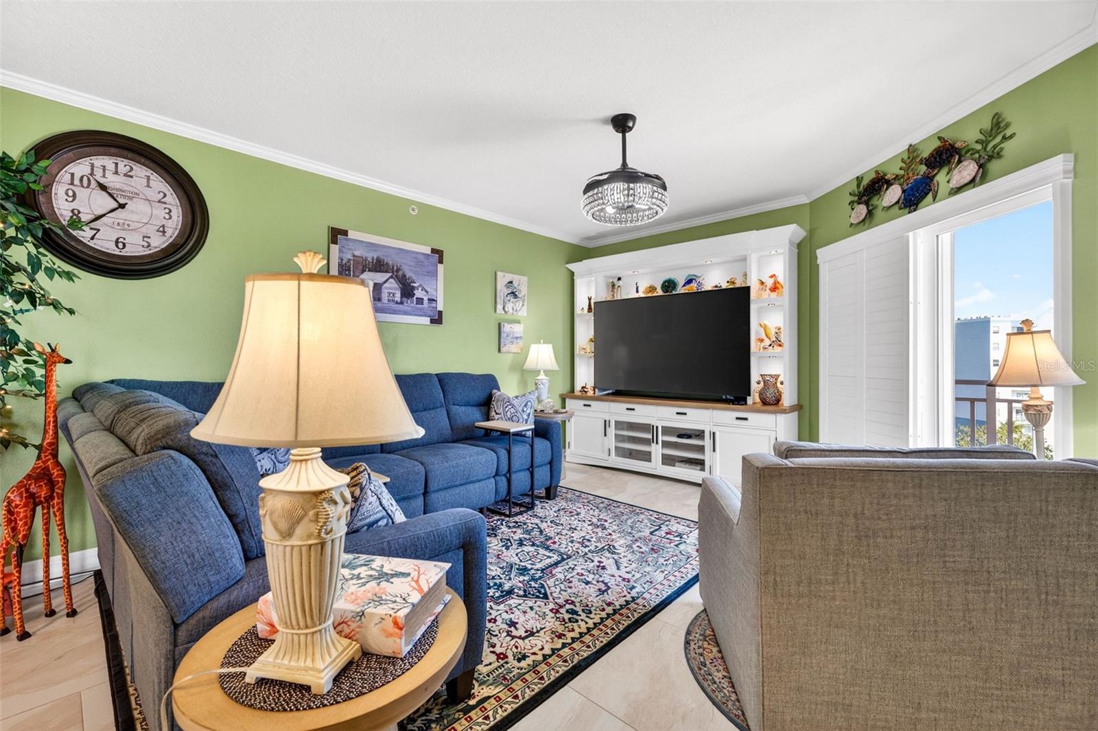 SEAVIEW PLACE - Residential