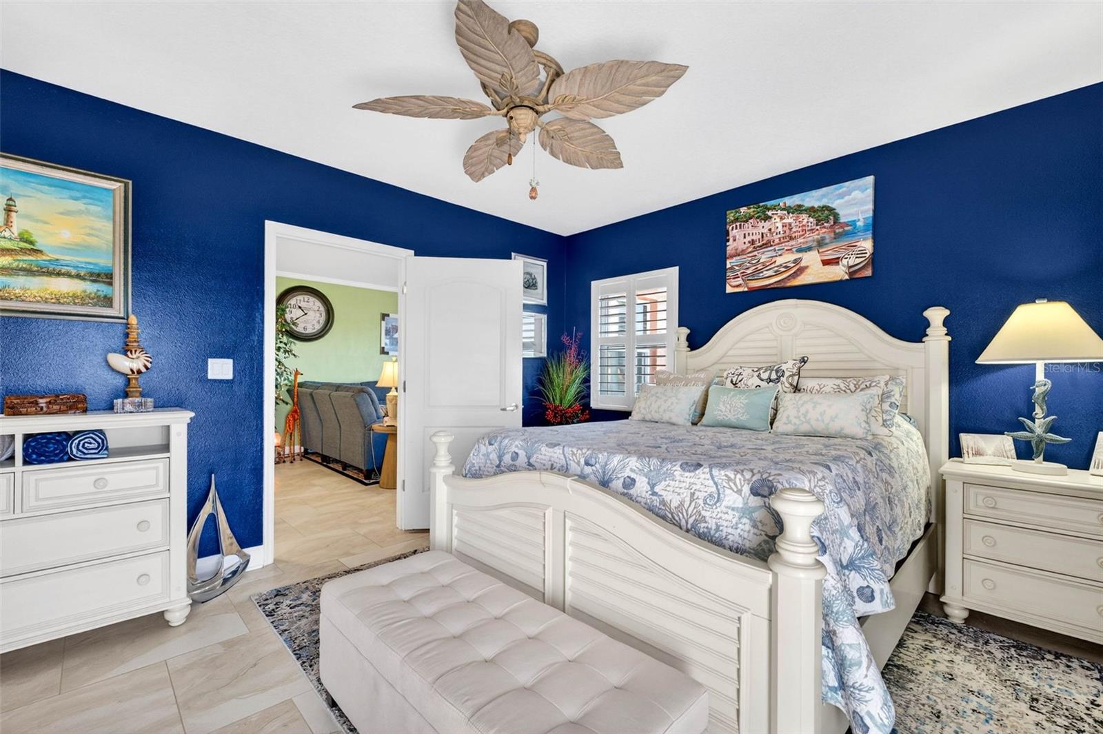 SEAVIEW PLACE - Residential