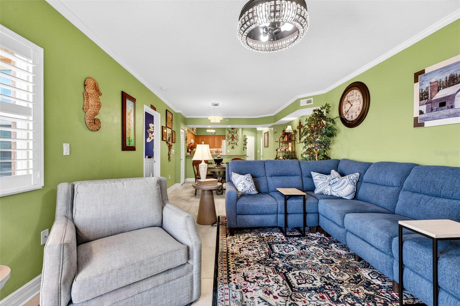 SEAVIEW PLACE - Residential