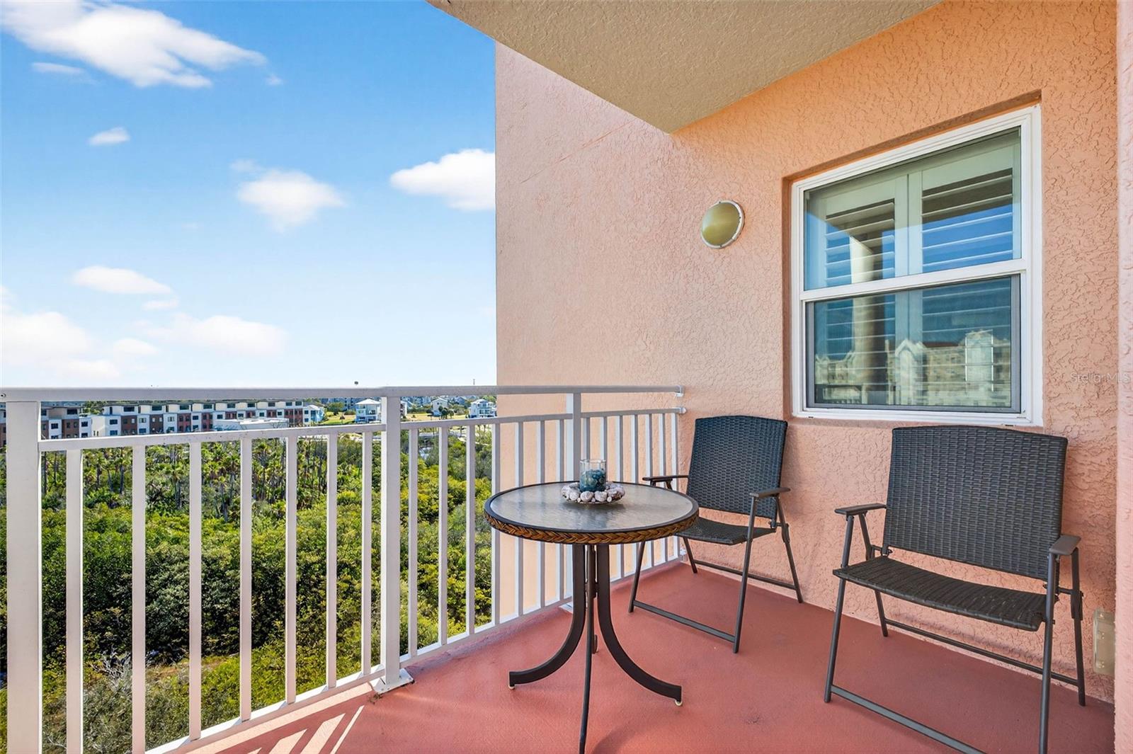 SEAVIEW PLACE - Residential