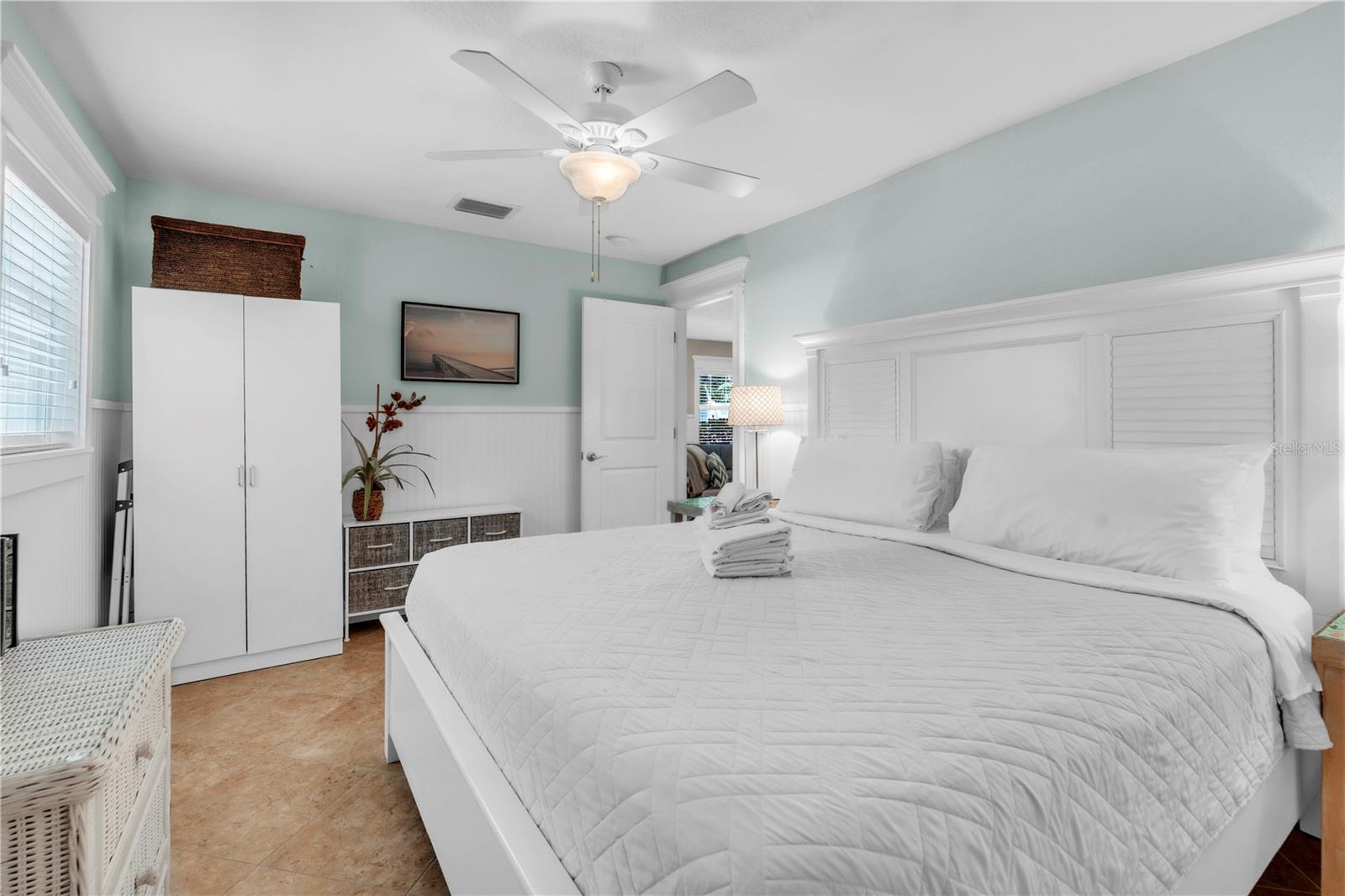 BIRD OF PARADISE OF HOLMES BEACH A CONDO - Residential