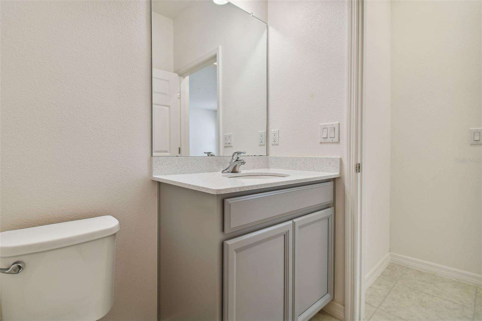 FISHHAWK RANCH WEST TWNHMS - Residential Lease