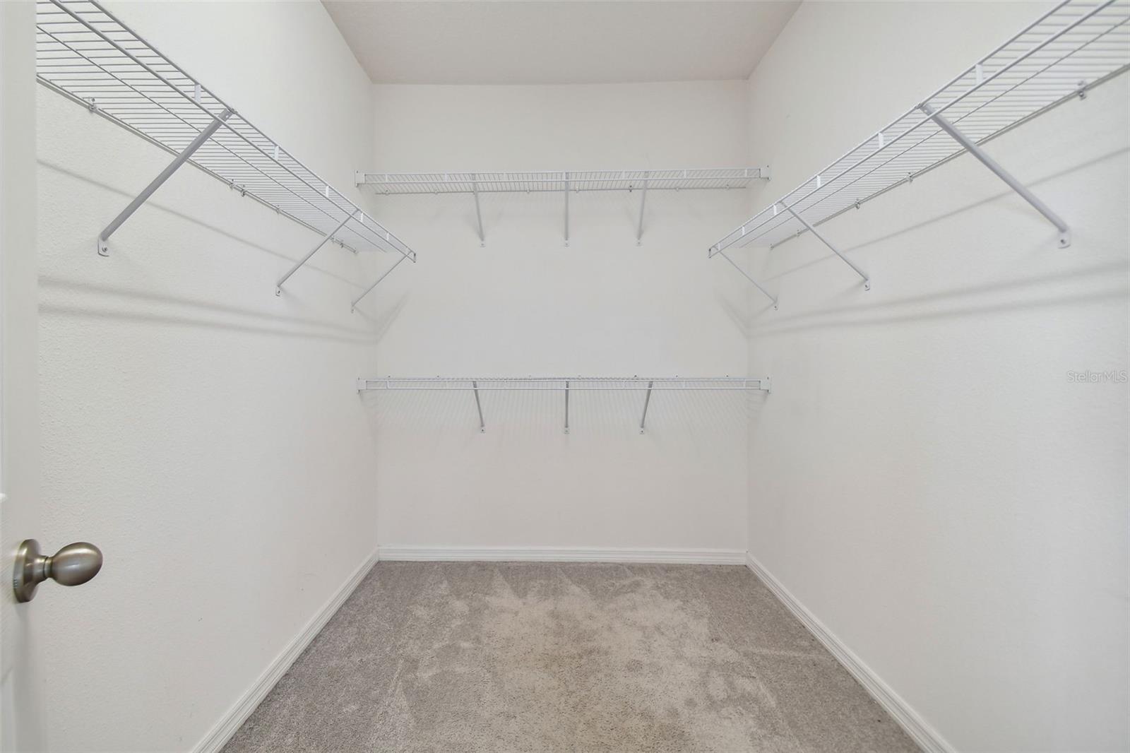 FISHHAWK RANCH WEST TWNHMS - Residential Lease