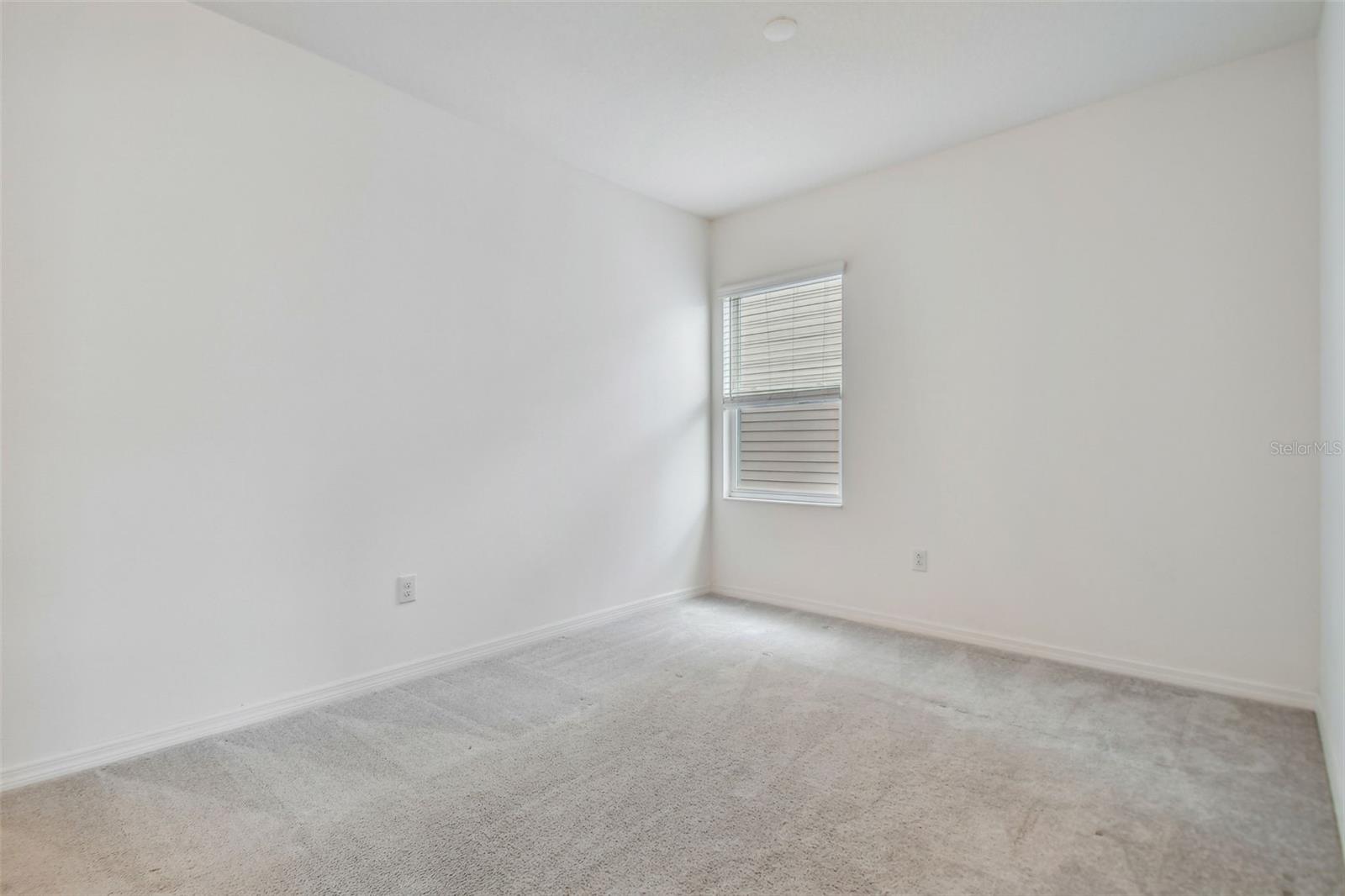 FISHHAWK RANCH WEST TWNHMS - Residential Lease