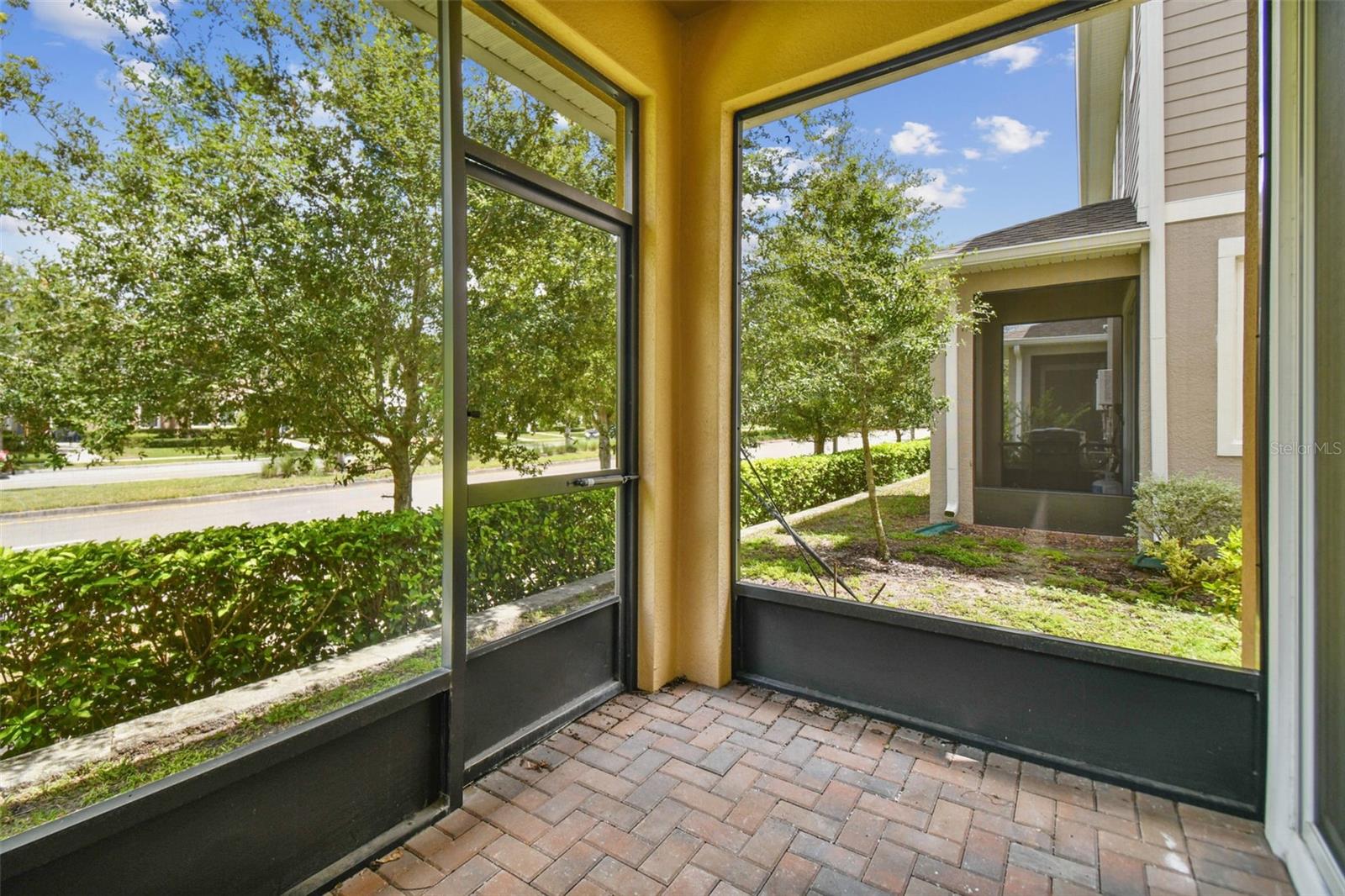 FISHHAWK RANCH WEST TWNHMS - Residential Lease