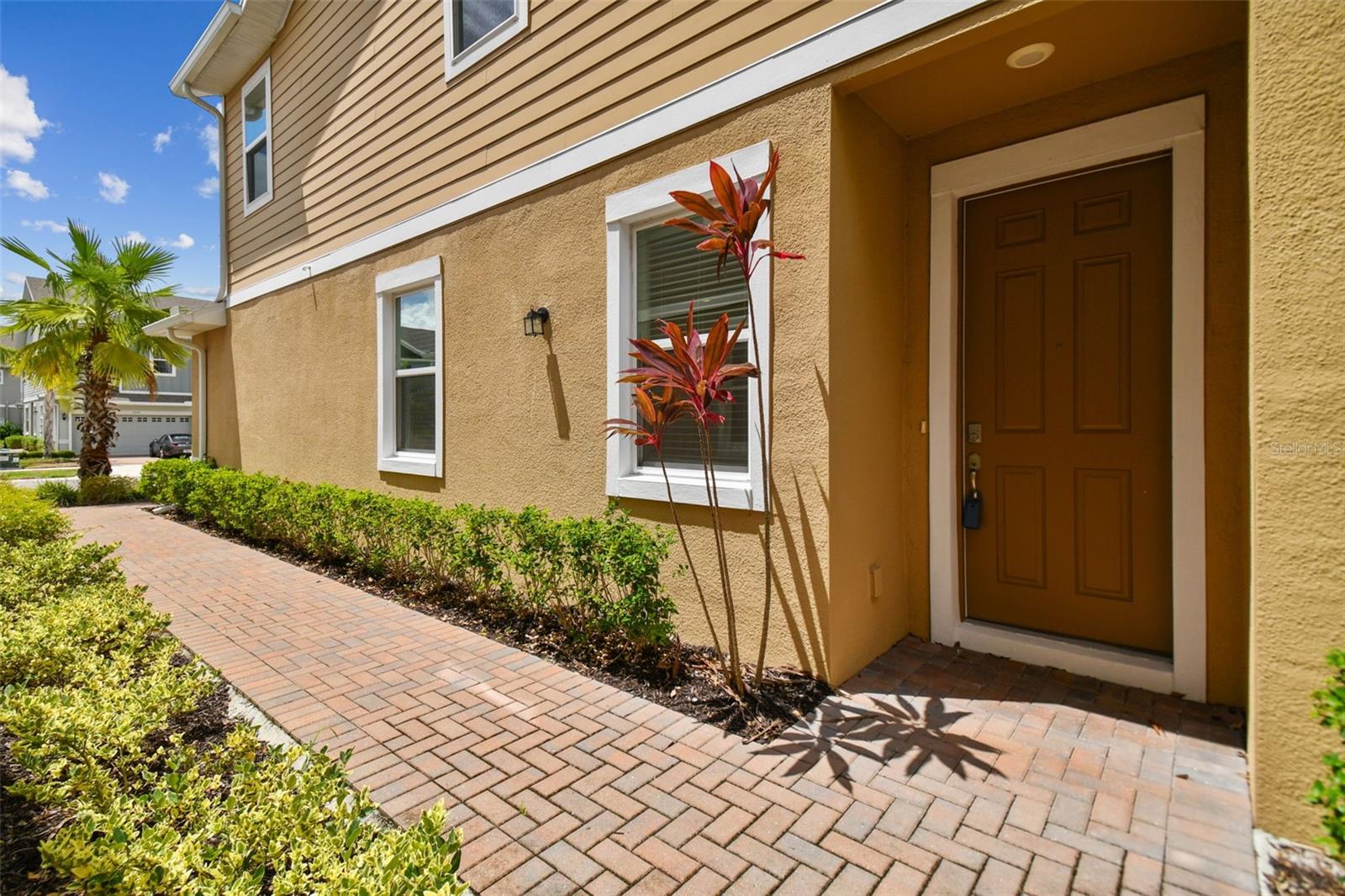 FISHHAWK RANCH WEST TWNHMS - Residential Lease