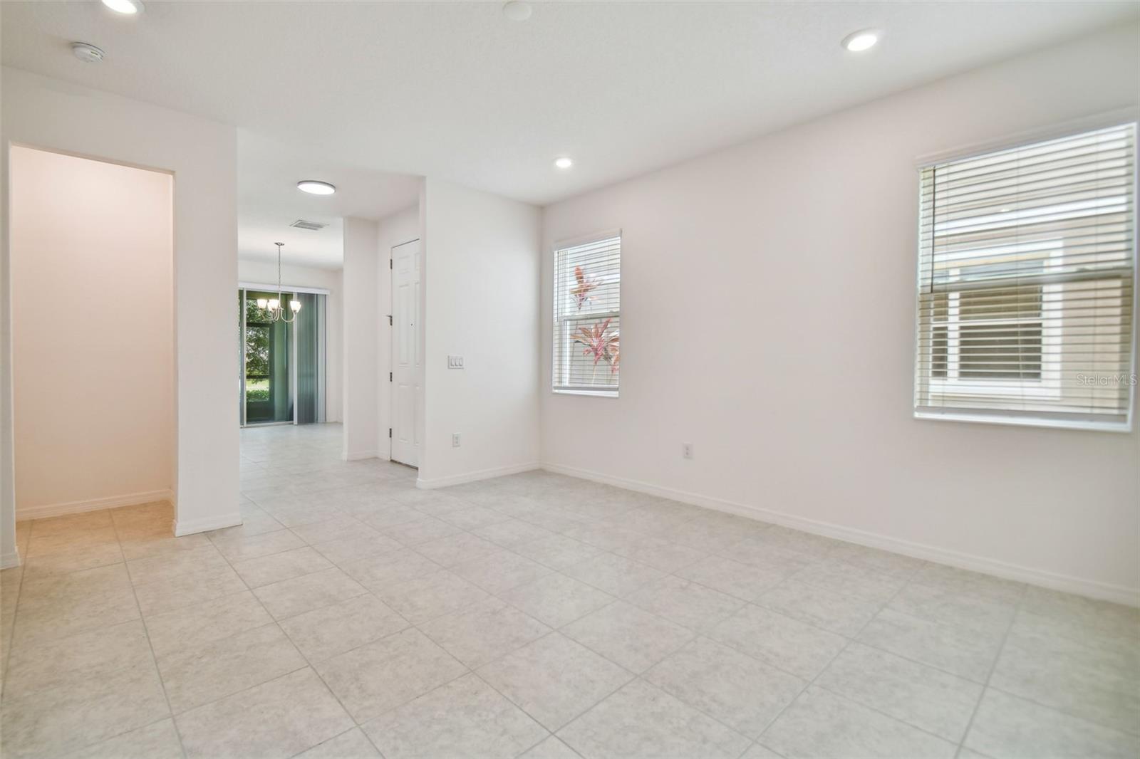 FISHHAWK RANCH WEST TWNHMS - Residential Lease