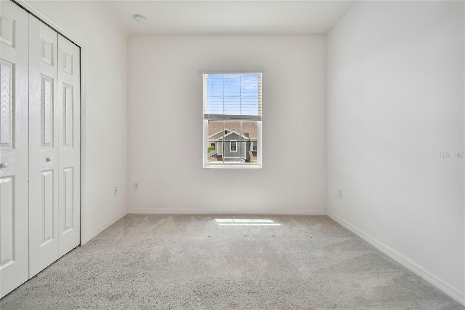 FISHHAWK RANCH WEST TWNHMS - Residential Lease