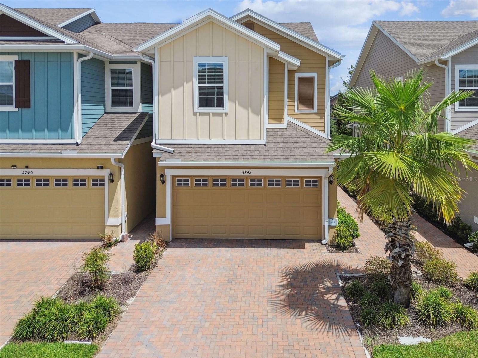 FISHHAWK RANCH WEST TWNHMS - Residential Lease