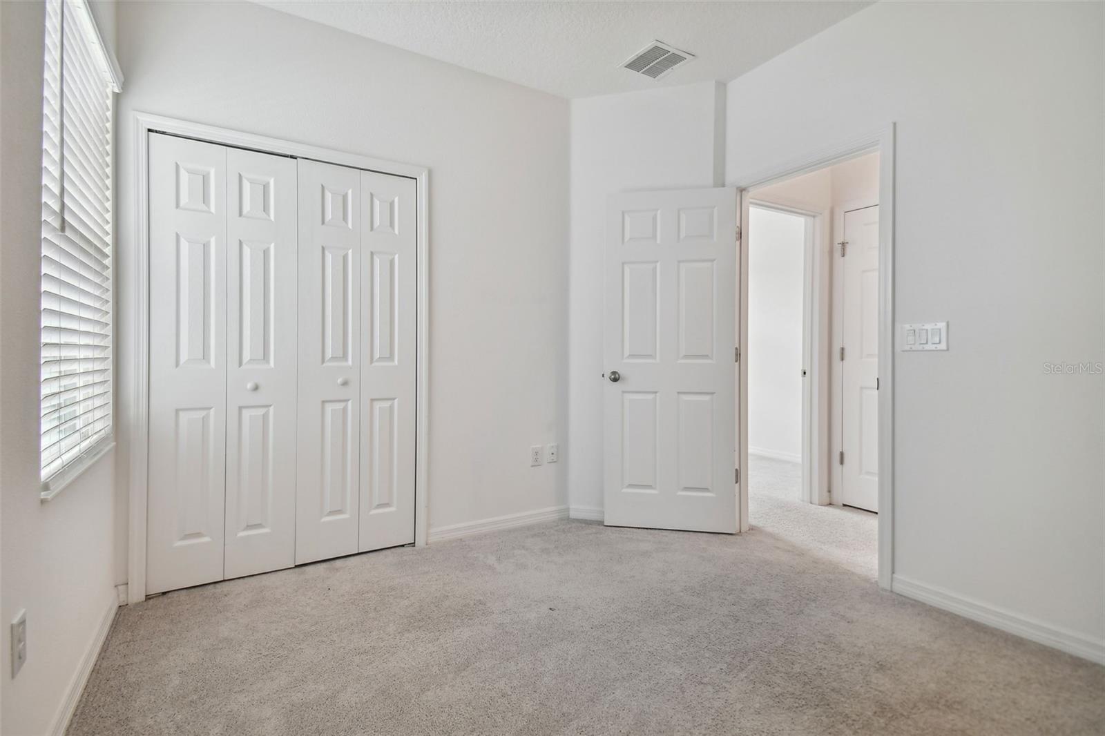 FISHHAWK RANCH WEST TWNHMS - Residential Lease