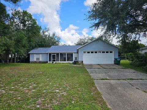 A home in DELTONA