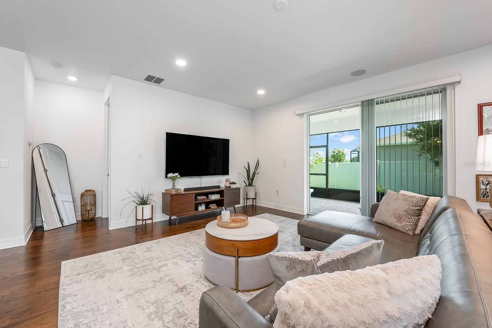 3233 SAILING PIER AVENUE