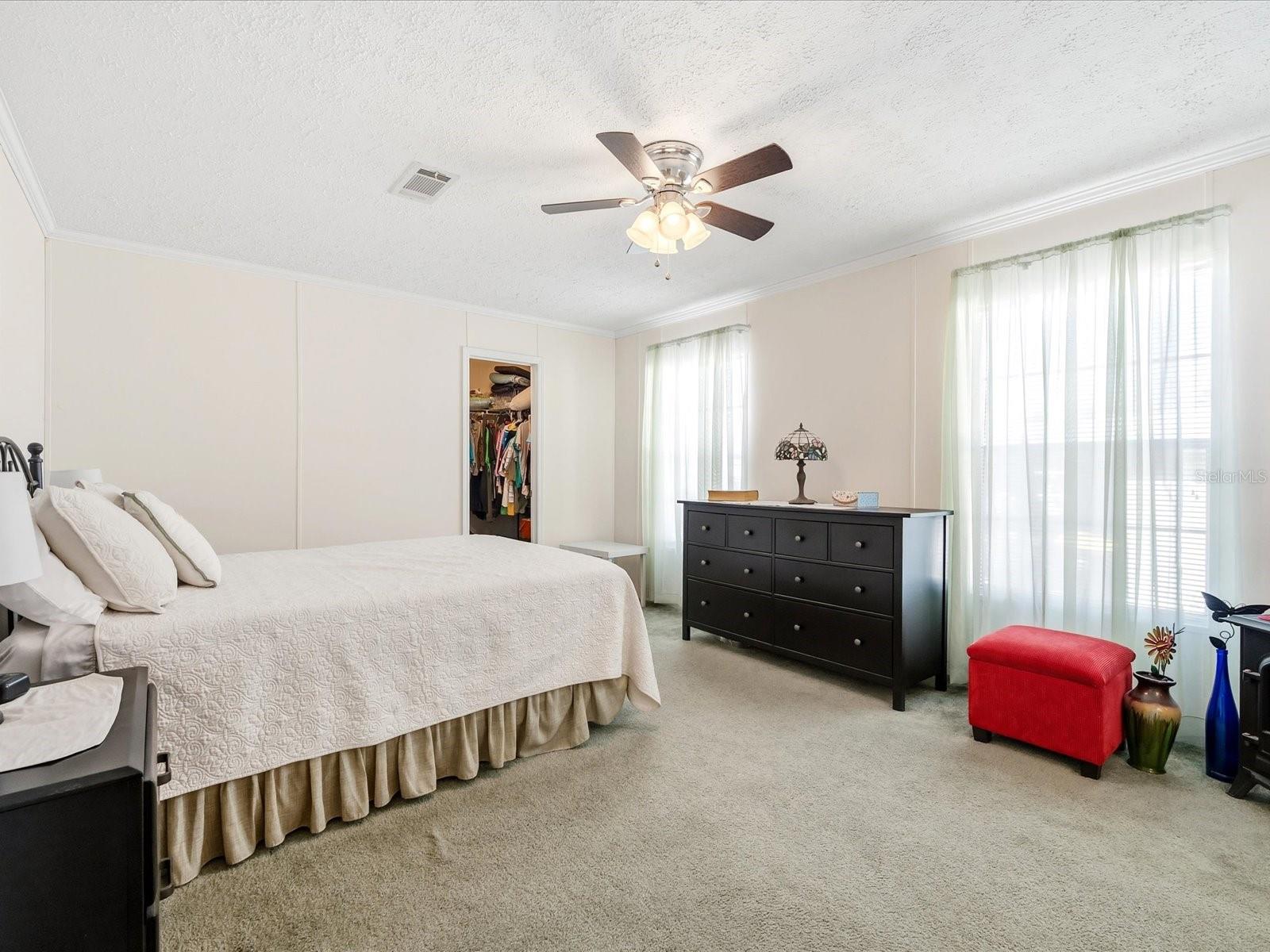 VILLAGE UNIT 04 LAKELAND - Residential