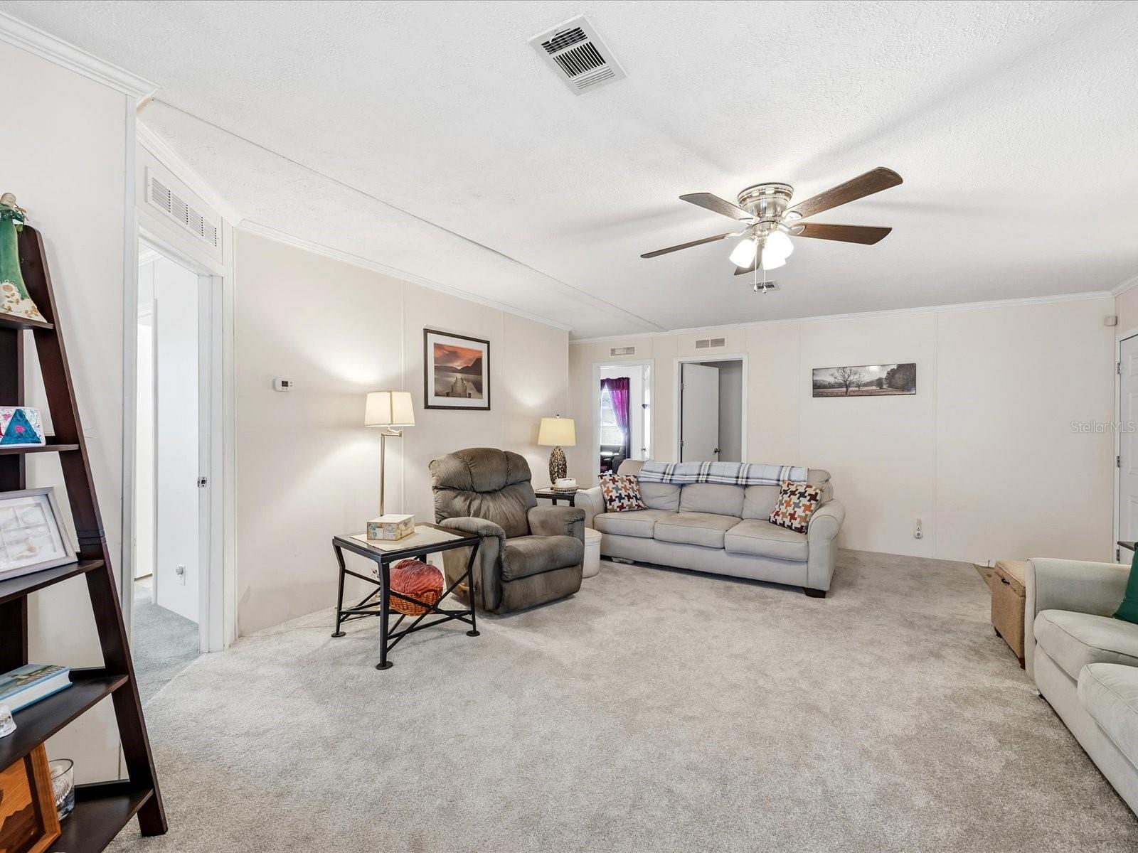 VILLAGE UNIT 04 LAKELAND - Residential