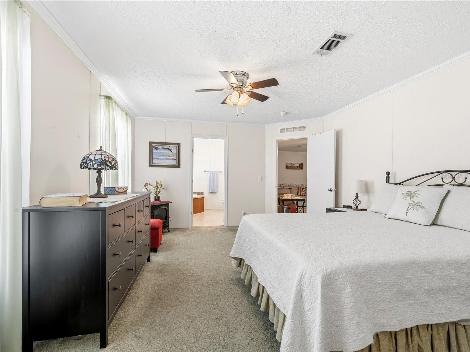 VILLAGE UNIT 04 LAKELAND - Residential