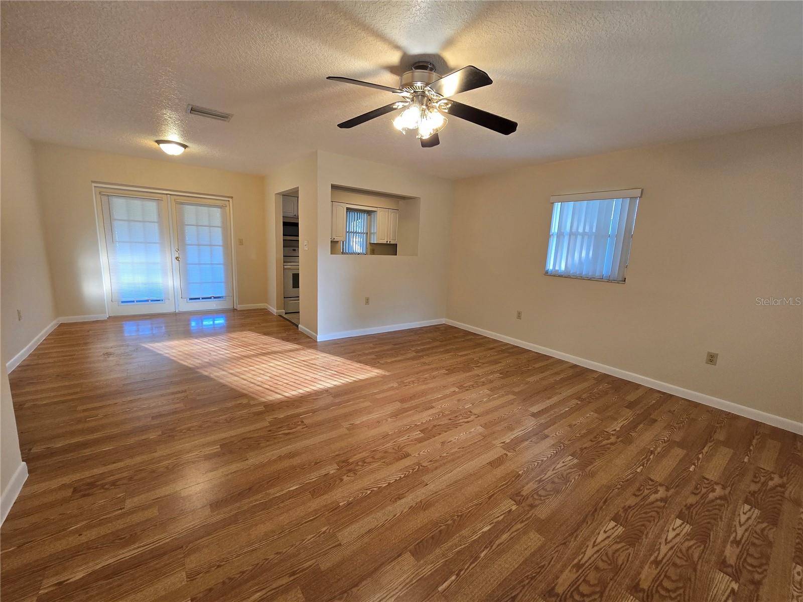 ST CLOUD 2ND TOWN OF - Residential Lease