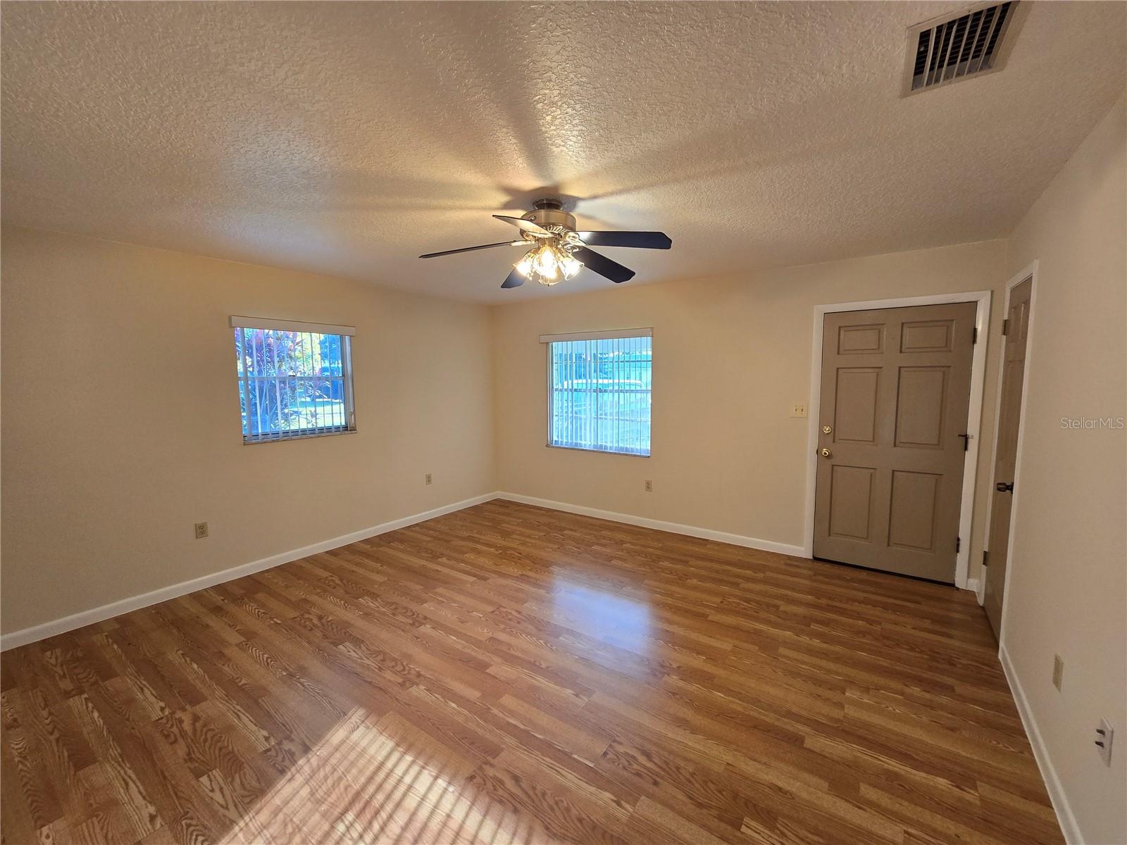 ST CLOUD 2ND TOWN OF - Residential Lease