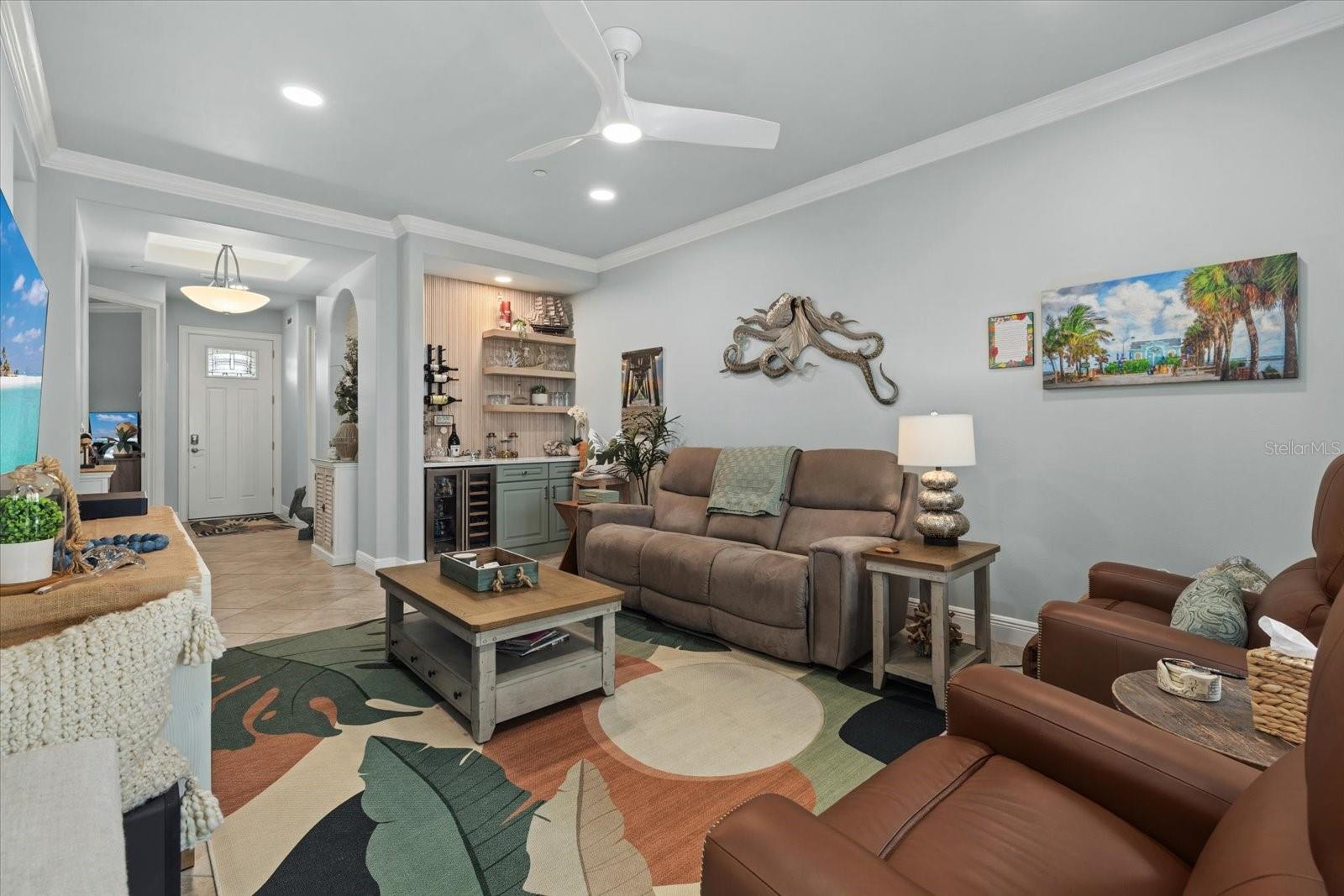 CHE VISTA - Residential