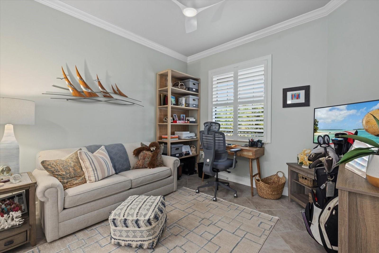 CHE VISTA - Residential