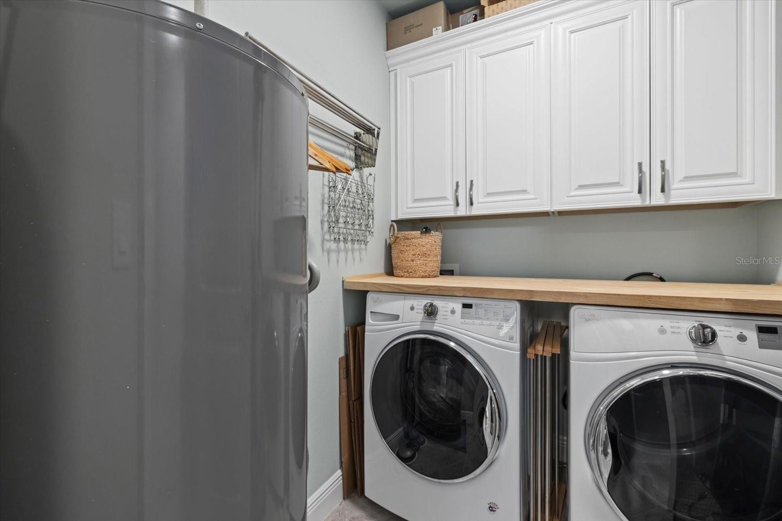 CHE VISTA - Residential