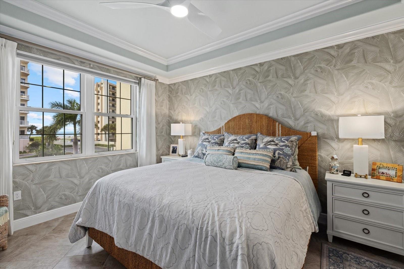 CHE VISTA - Residential