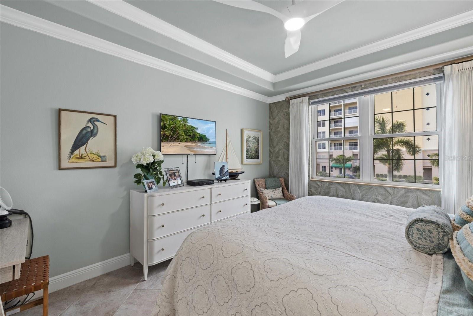 CHE VISTA - Residential