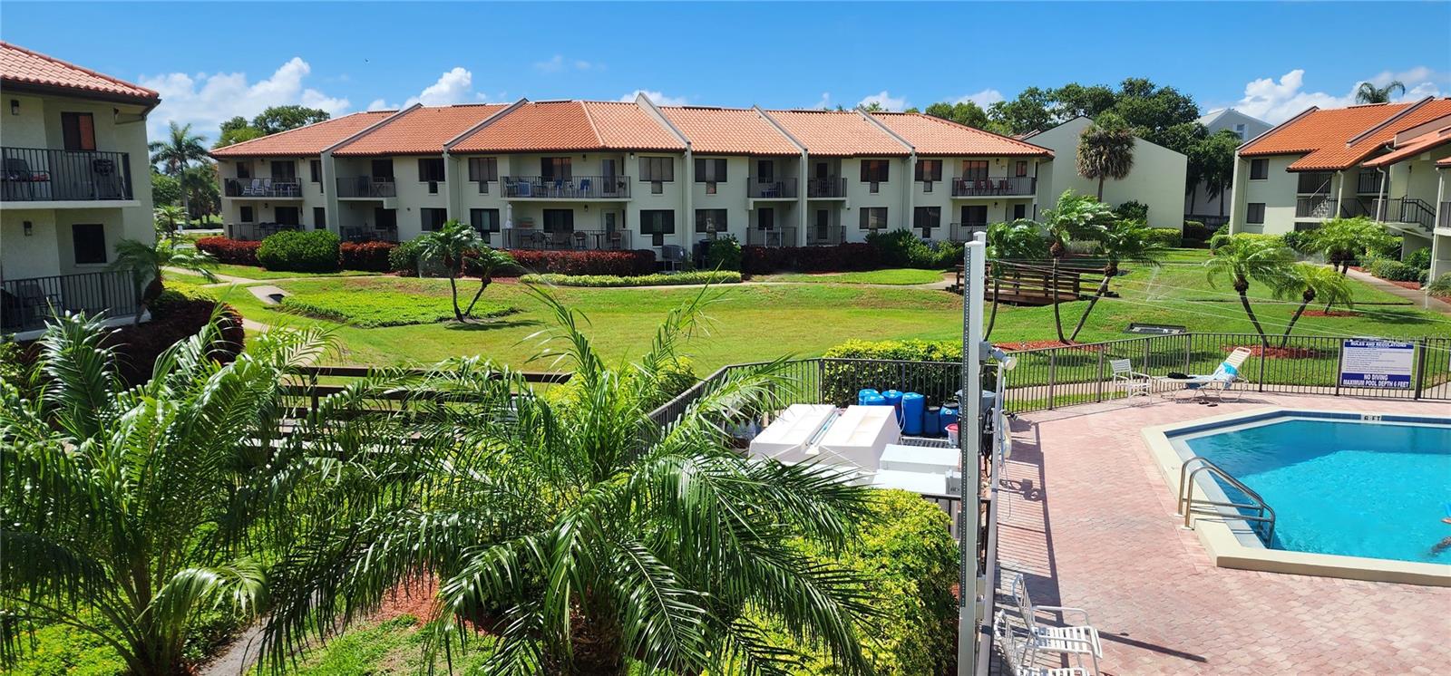 WANDER RESIDENCES OF TIERRA VERDE - Residential Lease