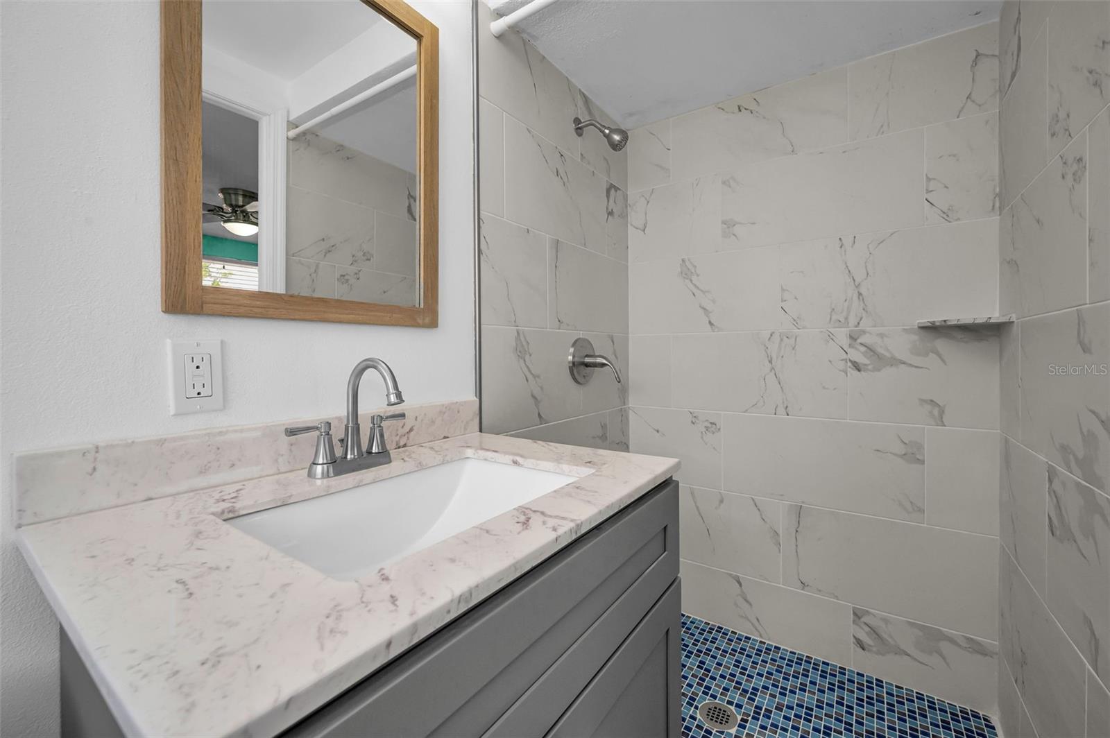 JASMINE LAKES - Residential