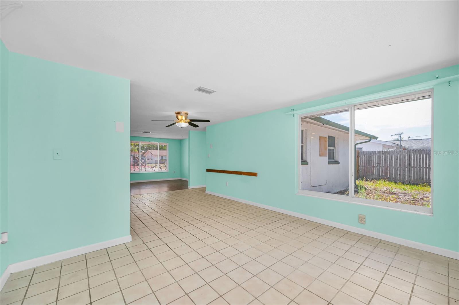 JASMINE LAKES - Residential