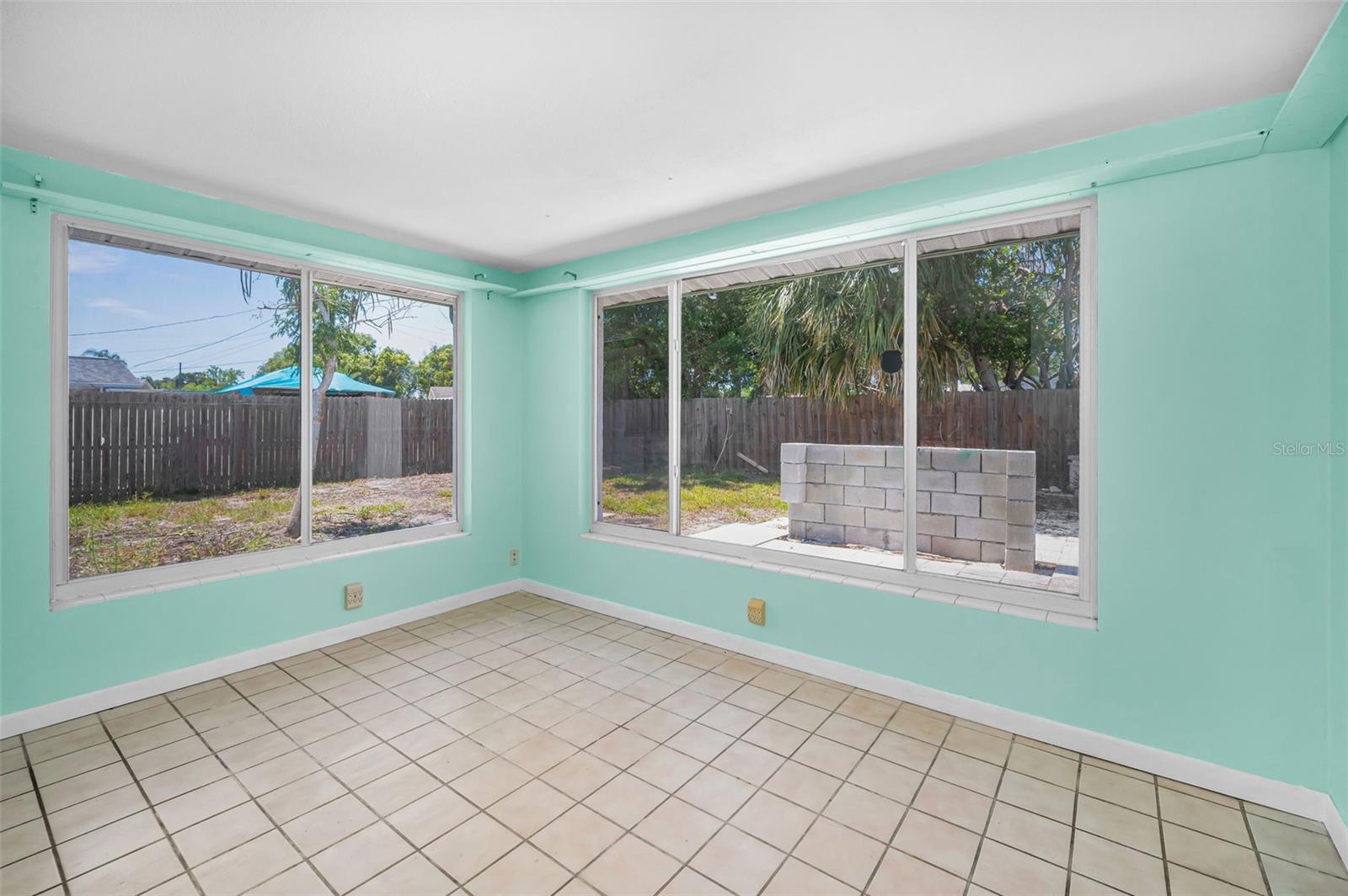 JASMINE LAKES - Residential
