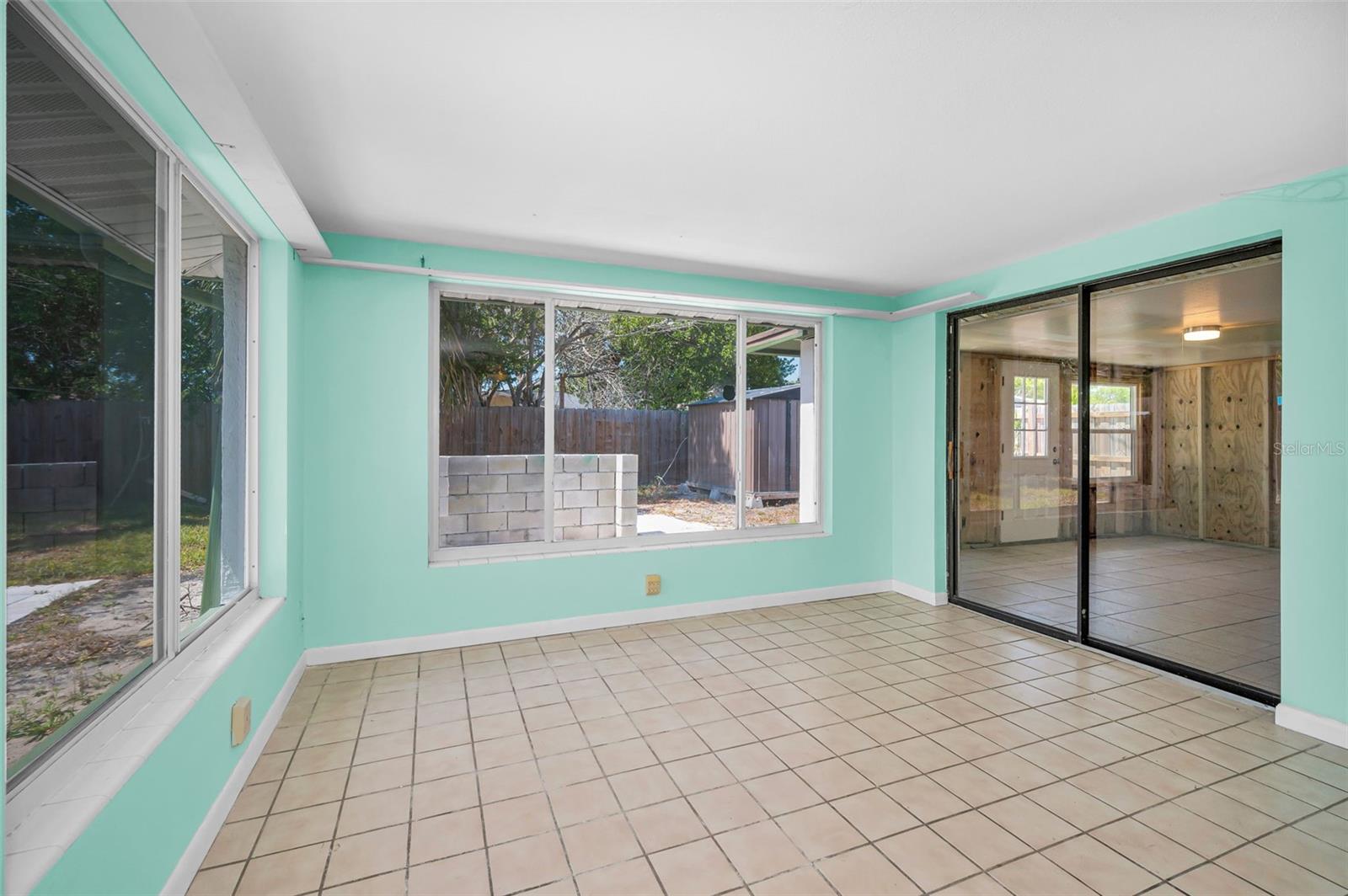 JASMINE LAKES - Residential