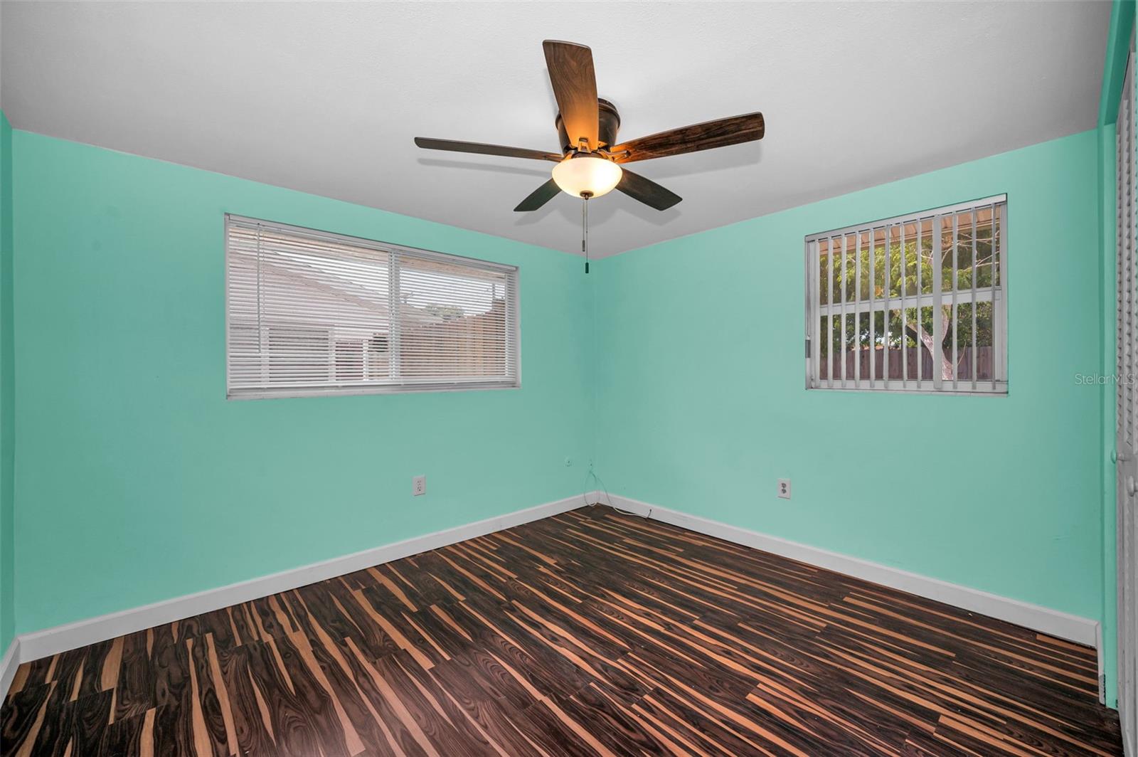 JASMINE LAKES - Residential