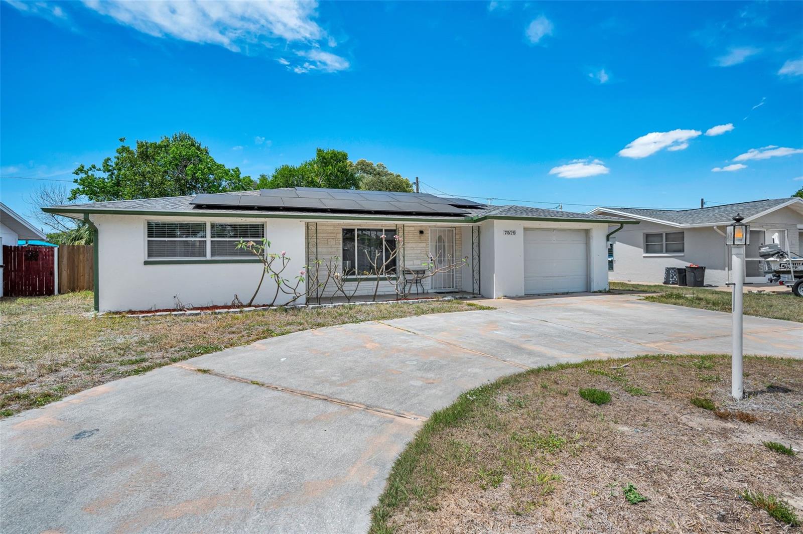 JASMINE LAKES - Residential