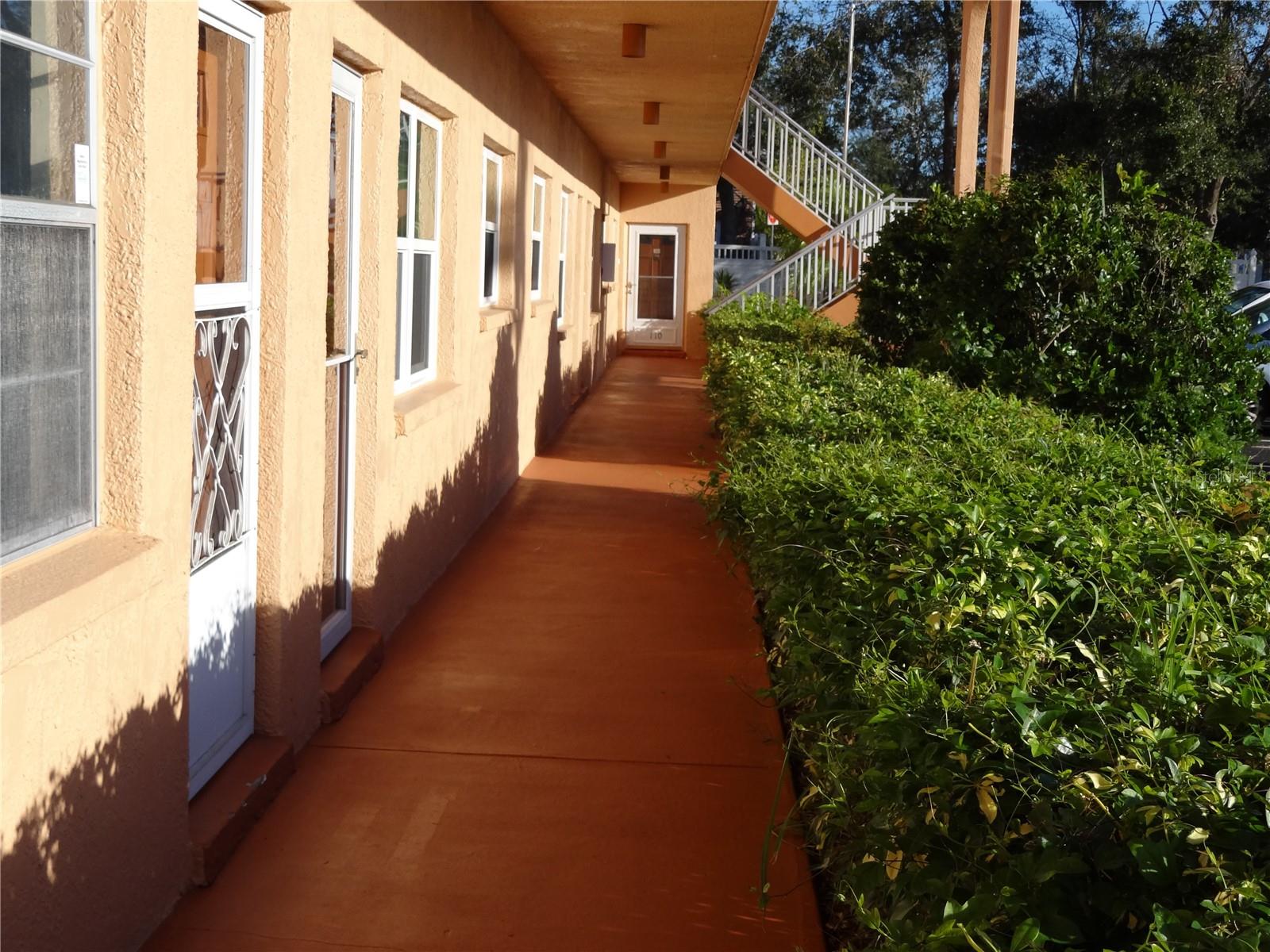 PARKWOOD CONDO - Residential