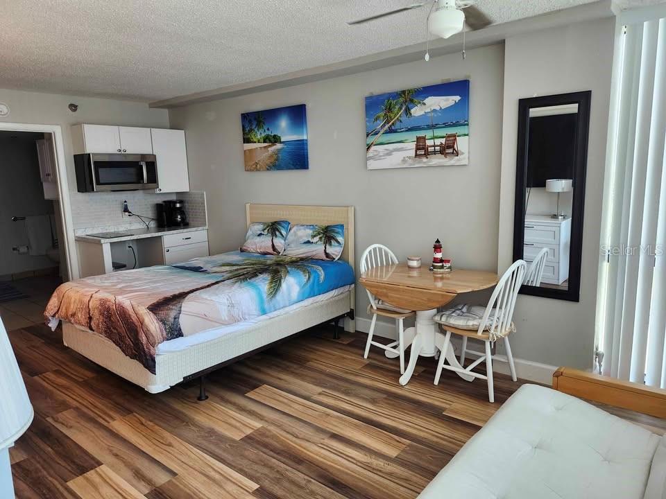 OCEANSIDE INN - Residential