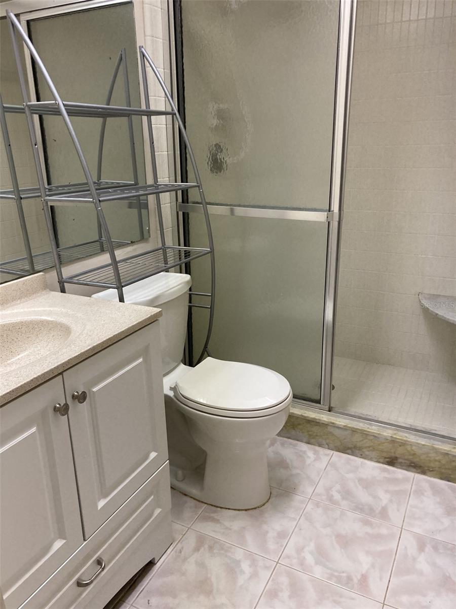 VALENCIA GARDEN - Residential