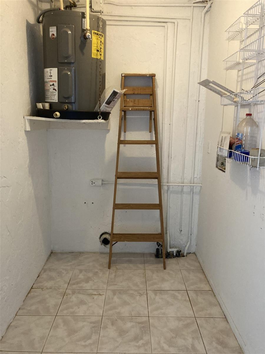 VALENCIA GARDEN - Residential