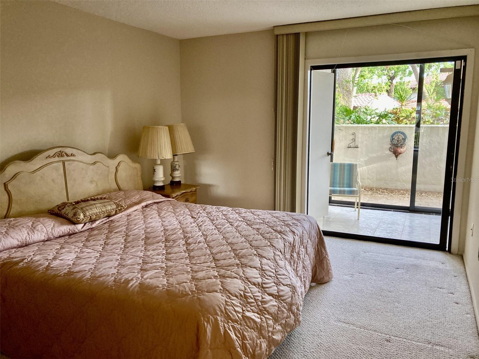 VALENCIA GARDEN - Residential