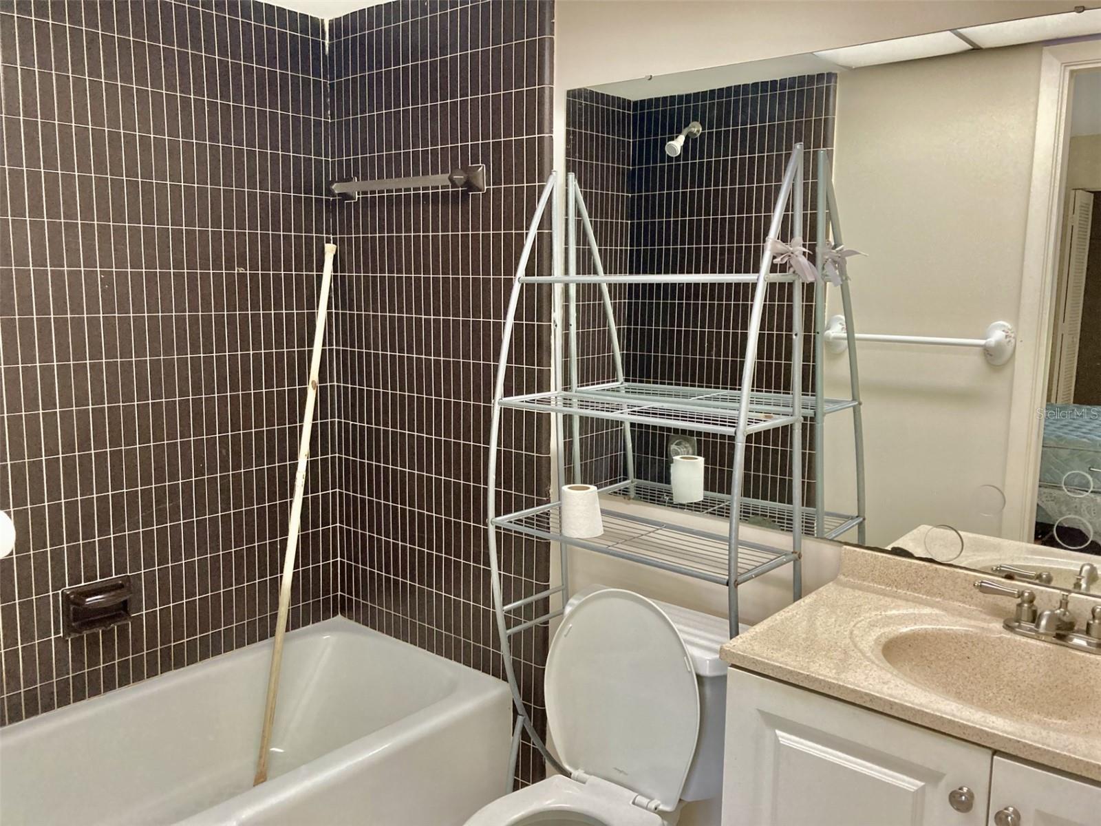 VALENCIA GARDEN - Residential