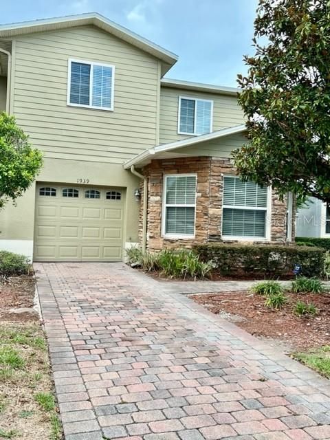 Townhouse in ORLANDO FL 1939 CHATHAM PLACE DRIVE.jpg