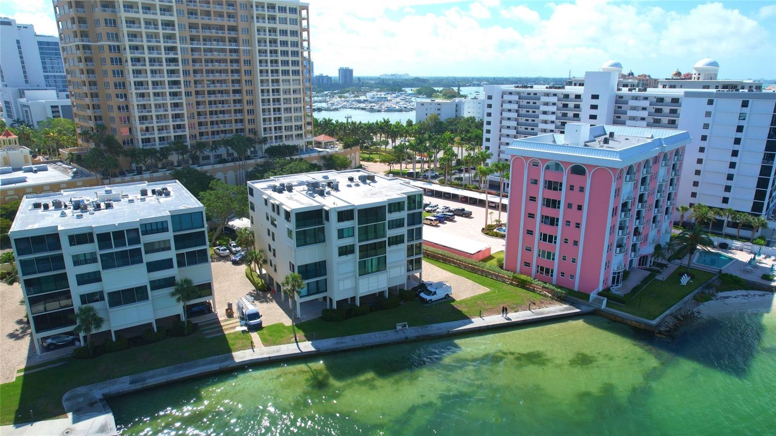 LAWRENCE POINTE II - Residential