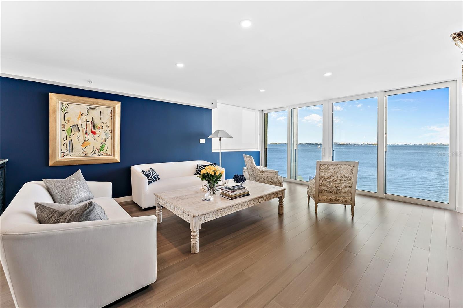 LAWRENCE POINTE II - Residential