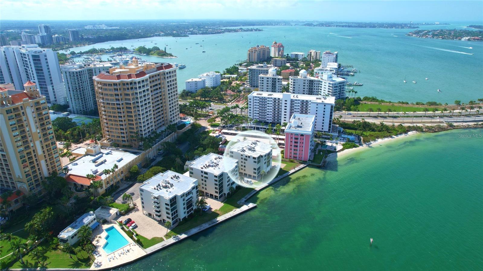 LAWRENCE POINTE II - Residential