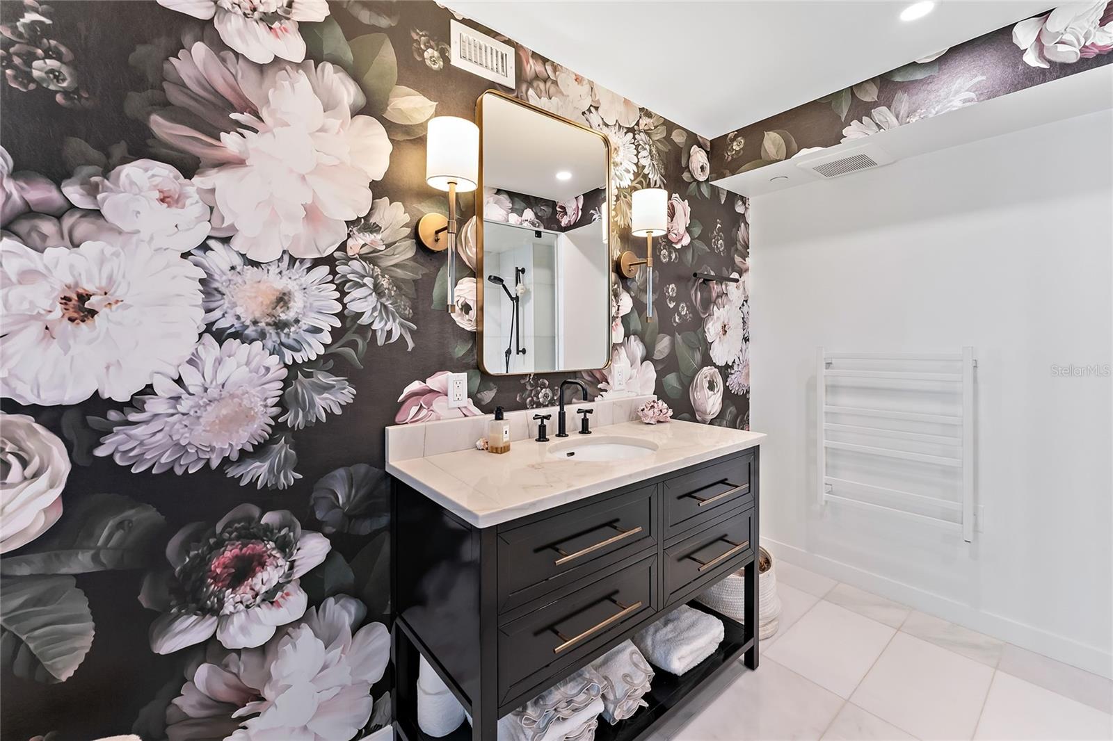 LAWRENCE POINTE II - Residential