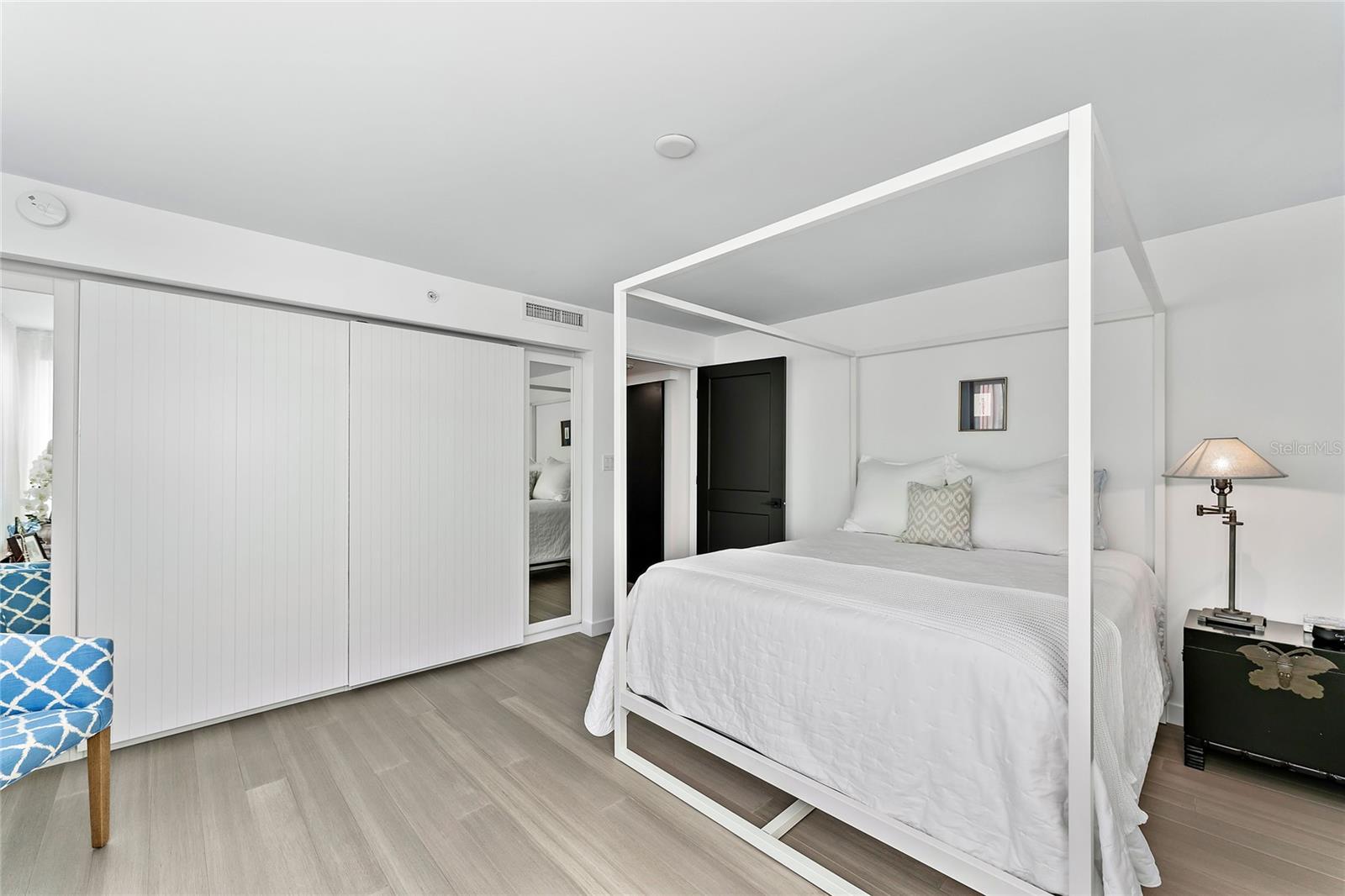 LAWRENCE POINTE II - Residential