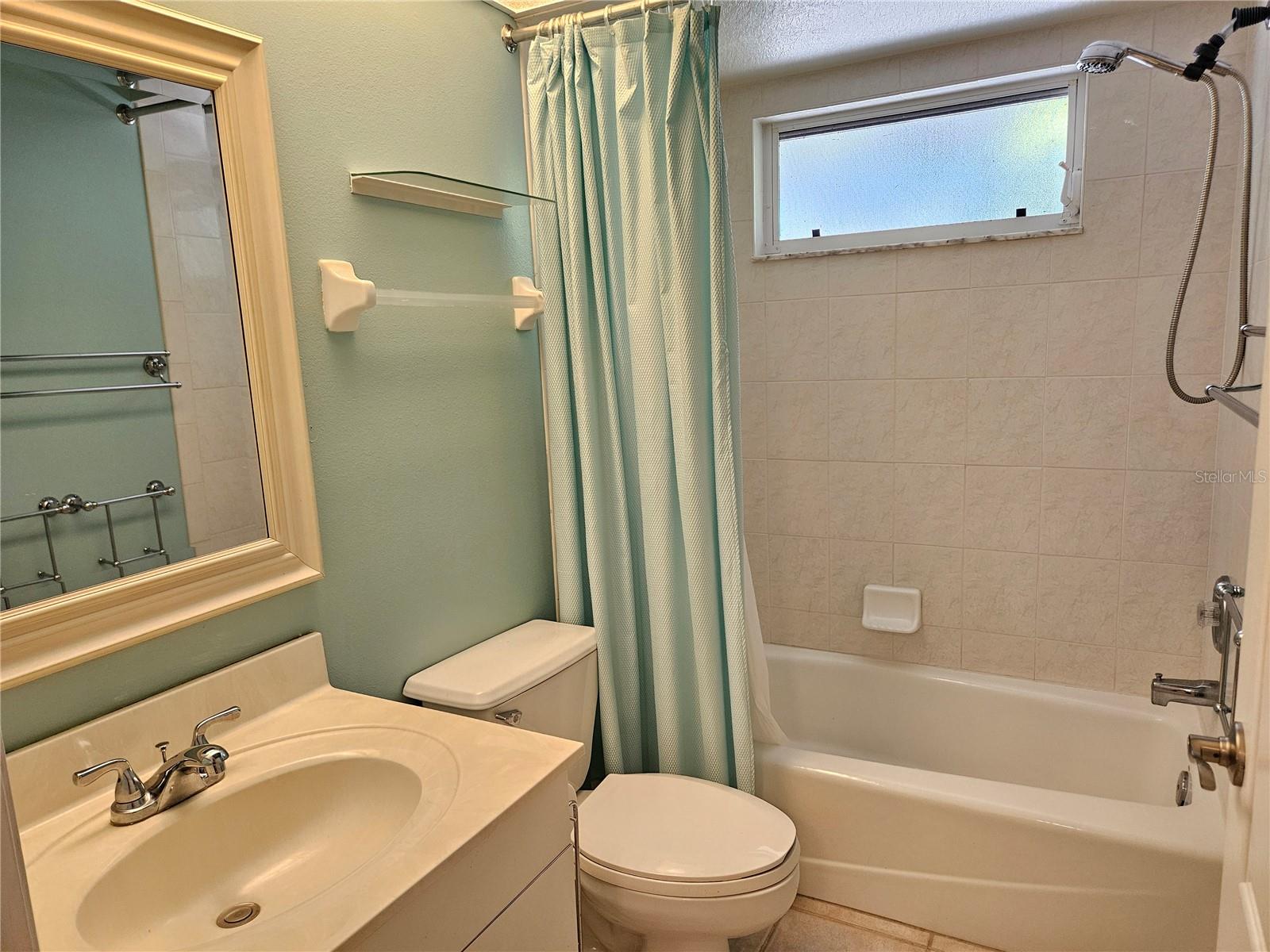 SOUTH VENICE - Residential Lease