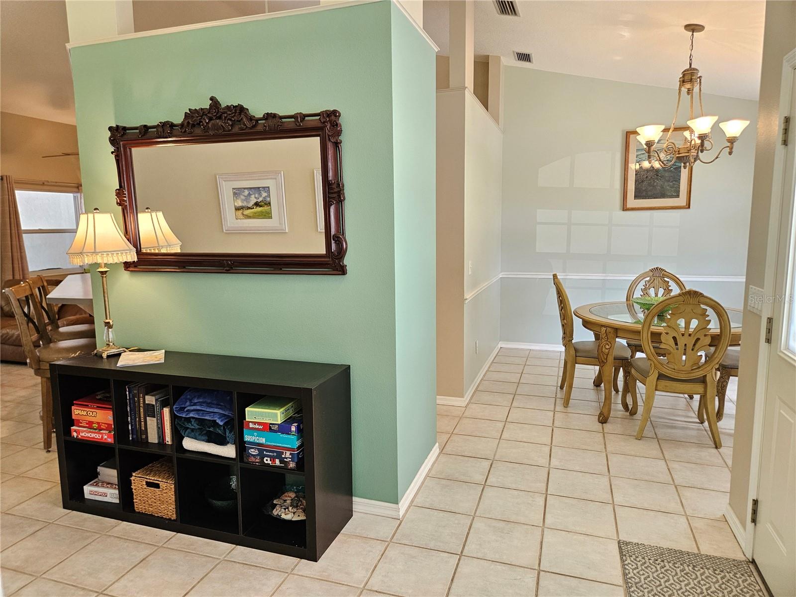 SOUTH VENICE - Residential Lease