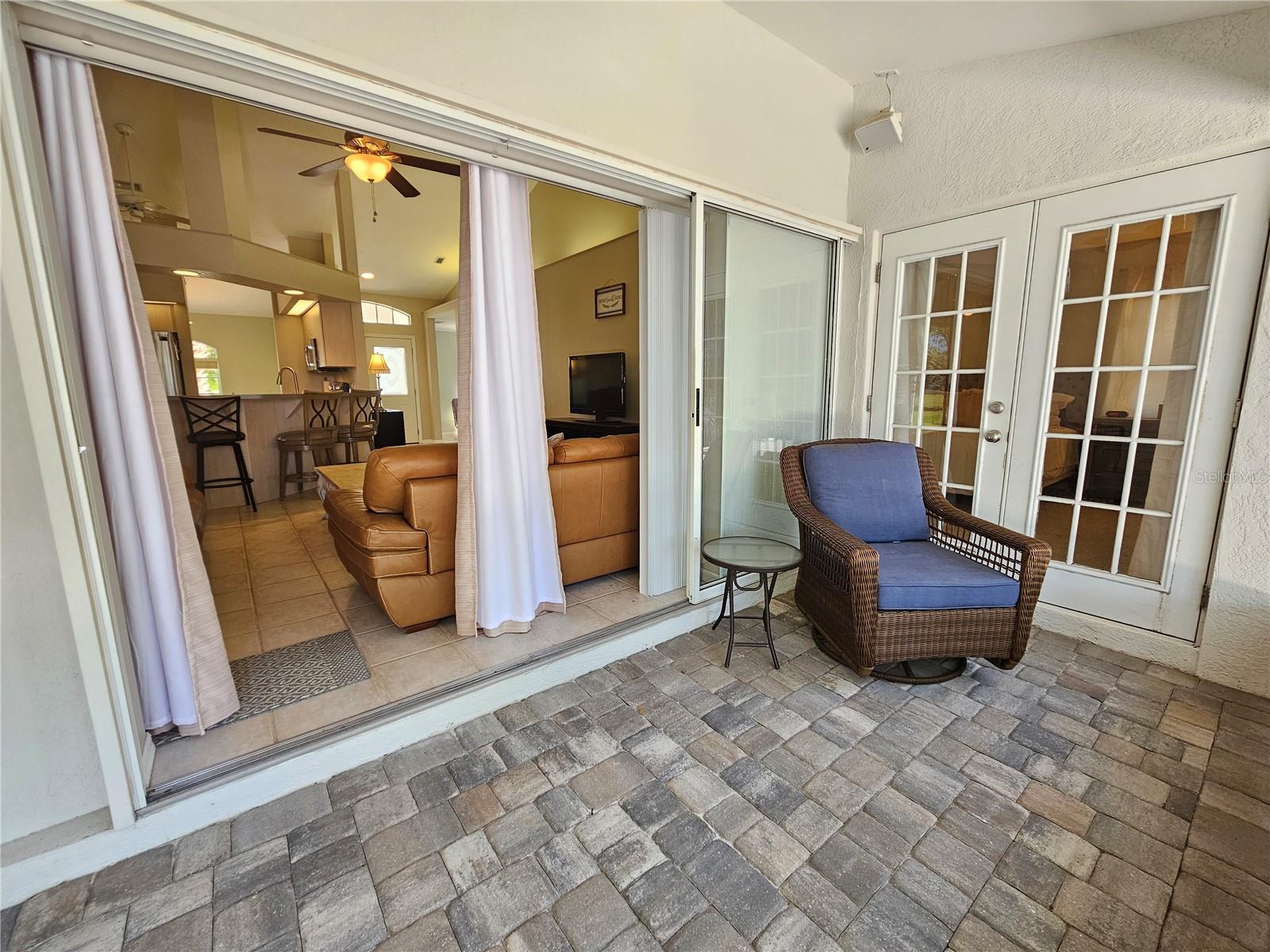 SOUTH VENICE - Residential Lease