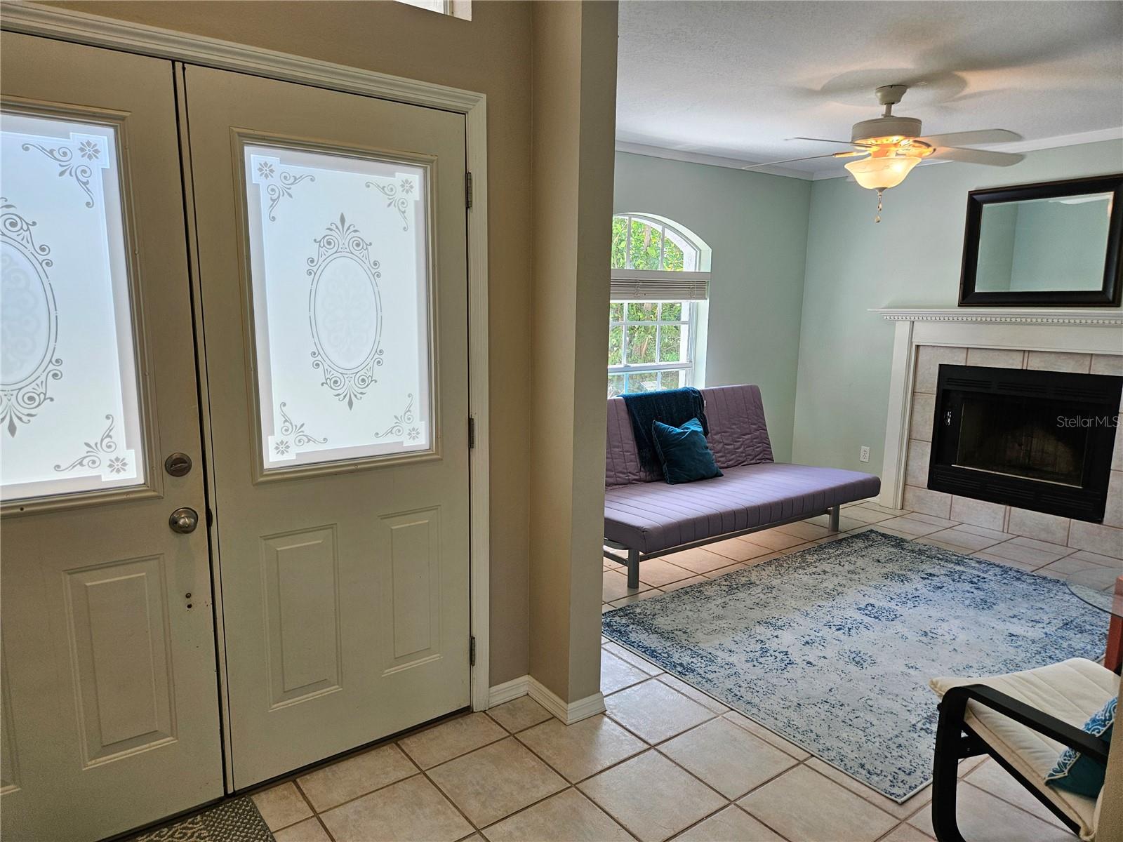 SOUTH VENICE - Residential Lease