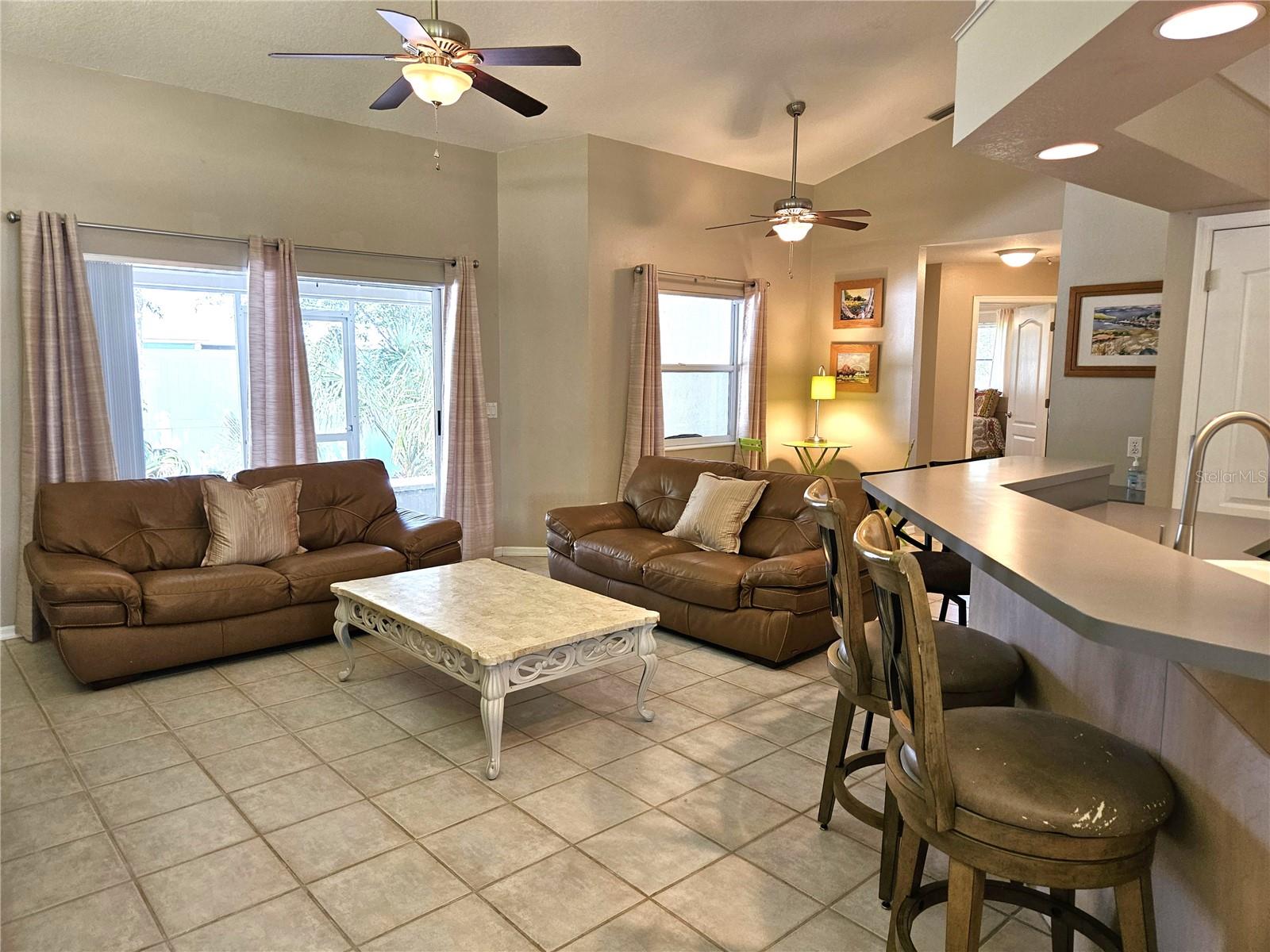 SOUTH VENICE - Residential Lease